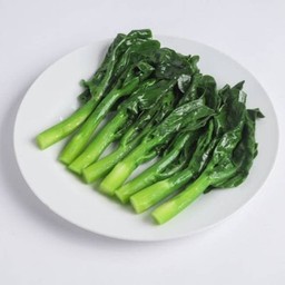 คะน้าน้ำมันหอย 蚝油芥蓝菜 Stir Fried Kale with Oyster Sauce
