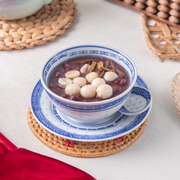 ถั่วแดงต้มเปลือกส้มเม็ดบัว 陈皮莲子红豆汤 Stewed Red Beans with Lotus Seeds & Orange Peel