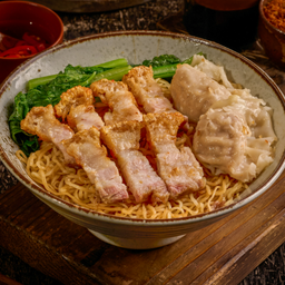 บะหมี่เกี๊ยวหมูกรอบ (ดั้งเดิม)