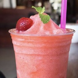 สตอเบอรี่ปั่น