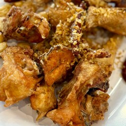 ไก่บ้านทอดเกลือ