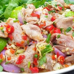 ยำ ตะใค้ หมูชิ้น