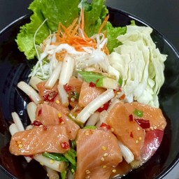 ตำไหลบัวแซลมอน