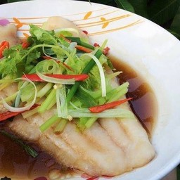 ปลาดอลลี่ นึ่งซีอิ้ว