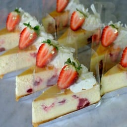 Strawberry New York Cheesecake
