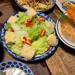 สลัดเบค่อน/เต้าหู้