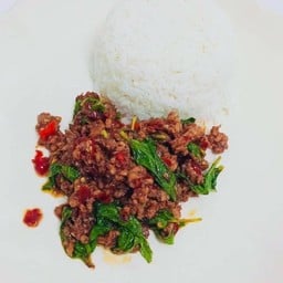 ข้าวกะเพราหมูสับ