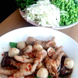 ขนมจีนน้ำยาป่าตีนไก่