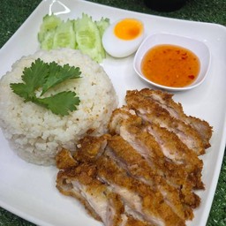 ข้าวมันไก่ทอด