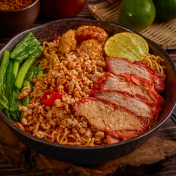 บะหมี่หมูแดงหมูสับ (ต้มยำ)