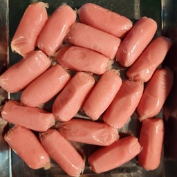 ไส้กรอกนมสีชมพู