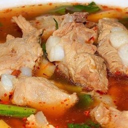 ต้มแซ่บกระดูกหมู
