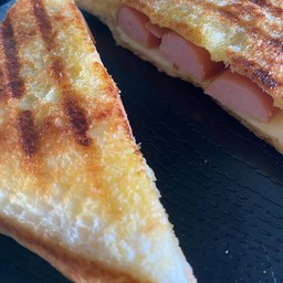 [เซตสุดฮิต] ไข่กระทะ + ไส้กรอก+ชีส อบกรอบ