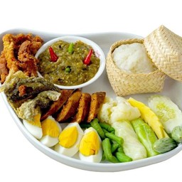 ข้าวเหนียว-น้ำพริกหนุ่มเมืองกรุง