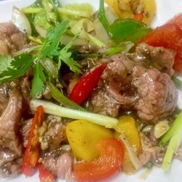 เนื้อผัดพริกไทดำ