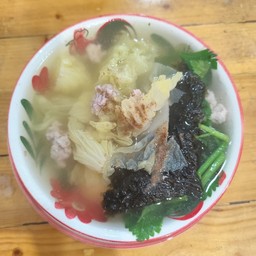 แกงจืดเต้าหู้หมูสับสาหร่าย