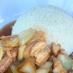 สามชั้นผัดหอมหัวใหญ่