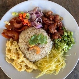 ครัวเสริมทรัพย์ ข้าว ยำ ตำ เตี๋ยว @ ส้มตำหลงครก ยโสธร
