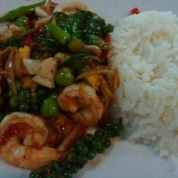 ผัดฉ่าราดข้่าว