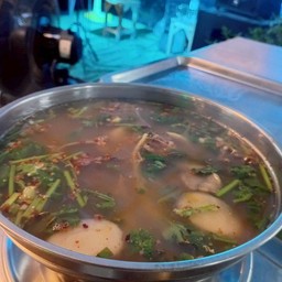 ต้มแซ่บเครื่องใน