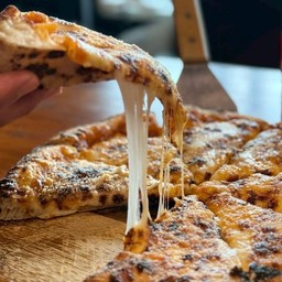 CHEESE PIZZA