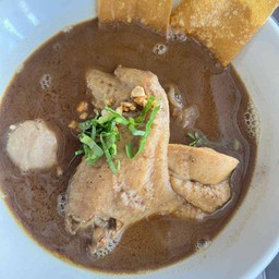 เตี๋ยวเรือปีกไก่