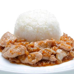 ข้าวหมูทอดกระเทียมพริกไทย