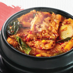 ต้มยำไข่เจียวหมูบะช่อ หม้อร้อน