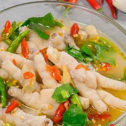 ซุปเปอร์ตีนไก่ (พริกสด)