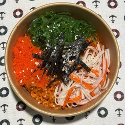 เซ็ทรวมเกาหลี ไข่กุ้ง ยำส่าหร่าย ปูอัด