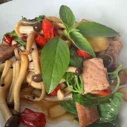ครัวหน้าบ้าน by Jenjira