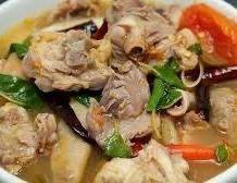 ต้มยำไก่บ้าน