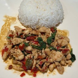 ข้าวกะเพราไก่