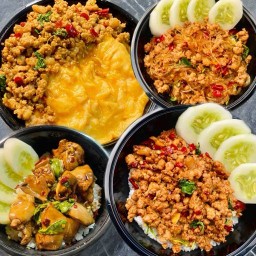 ร้านข้าวในสวน(กะเพราพริกแห้ง)