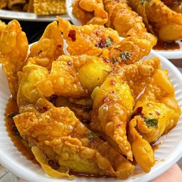 เกี๊ยวไส้กรอก 7 ชิ้น