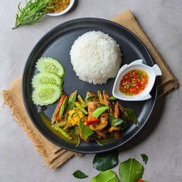 ข้าวพริกแกงกุ้ง