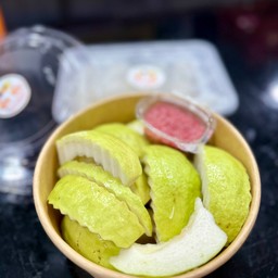 ฝรั่งกิมจูพร้อมน้ำจิ้มบ๊วย