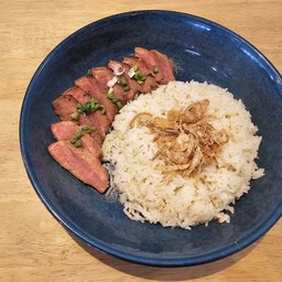 ข้าวผัดมันเนื้อย่าง