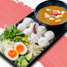 ขนมจีนน้ำยาปูเนื้อแน่น