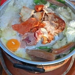 ชิวบาร์ หมูกะทะ&ซีฟู้ด ซอย วัดท่าเกวียน