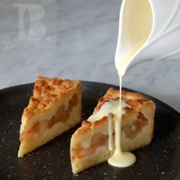 Apple Crumble Cake with Vanilla Custard Sauce