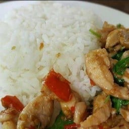 ข้าวกะเพราไก่