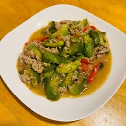 ผัดมะเขือยาวหมูสับ