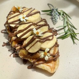 ครอฟเฟิลนูเทลล่ากล้วย