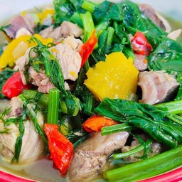 แกงอ่อมไก่