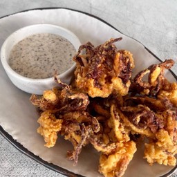Calamari with truffle dipping