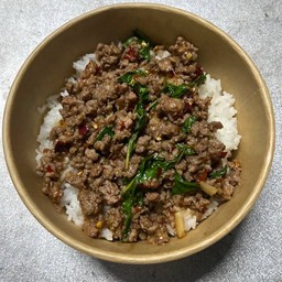 กระเพราเนื้อสับ