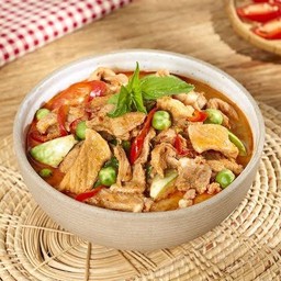 แกงเผ็ดหมู(อาหารนานาชาติ)