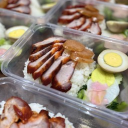 ข้าวหมูแดง