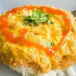 ข้าวไข่เจียวทรงเครื่อง